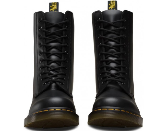 Dr Martens 1490 Black Smooth
